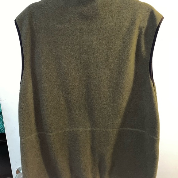 Izod large vest w/ zipper - Picture 2 of 3